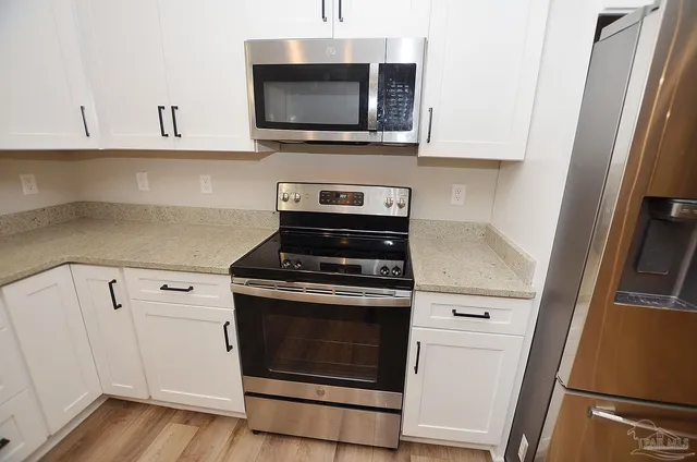 $439,999 | 3123 Lynn Drive, Navarre, FL 32566