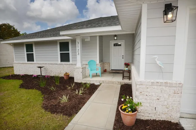 $439,999 | 3123 Lynn Drive, Navarre, FL 32566