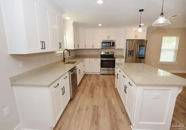 $439,999 | 3123 Lynn Drive, Navarre, FL 32566