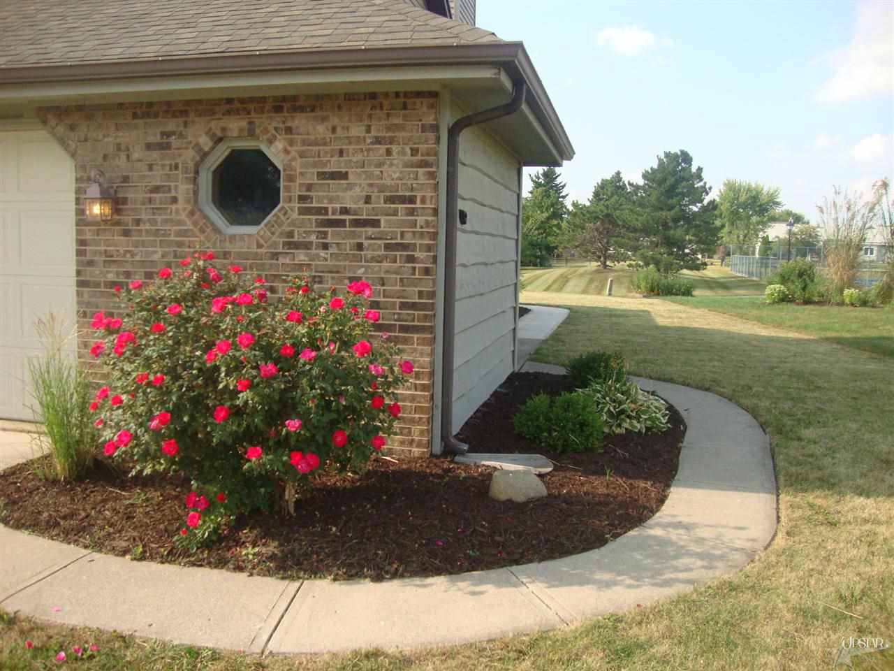1515 Windmill Ridge Run Fort Wayne, IN 46825 - Photo 4 of 29 Gallery Image 4