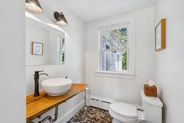 $1,695,000 | 12 Sea Cove Road, Cumberland, ME 04110