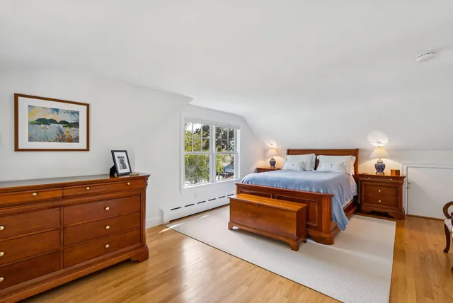 $1,695,000 | 12 Sea Cove Road, Cumberland, ME 04110