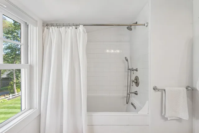 $1,695,000 | 12 Sea Cove Road, Cumberland, ME 04110