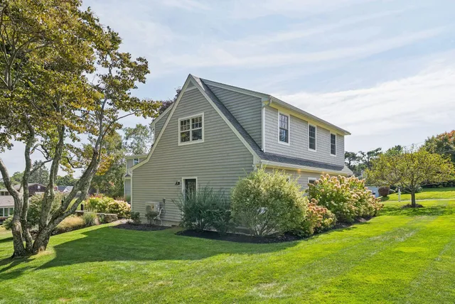 $1,695,000 | 12 Sea Cove Road, Cumberland, ME 04110