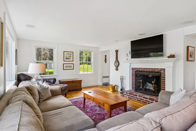 $1,695,000 | 12 Sea Cove Road, Cumberland, ME 04110