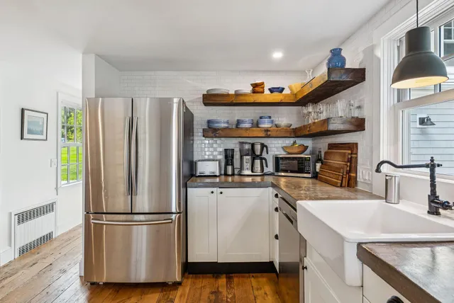 $1,695,000 | 12 Sea Cove Road, Cumberland, ME 04110