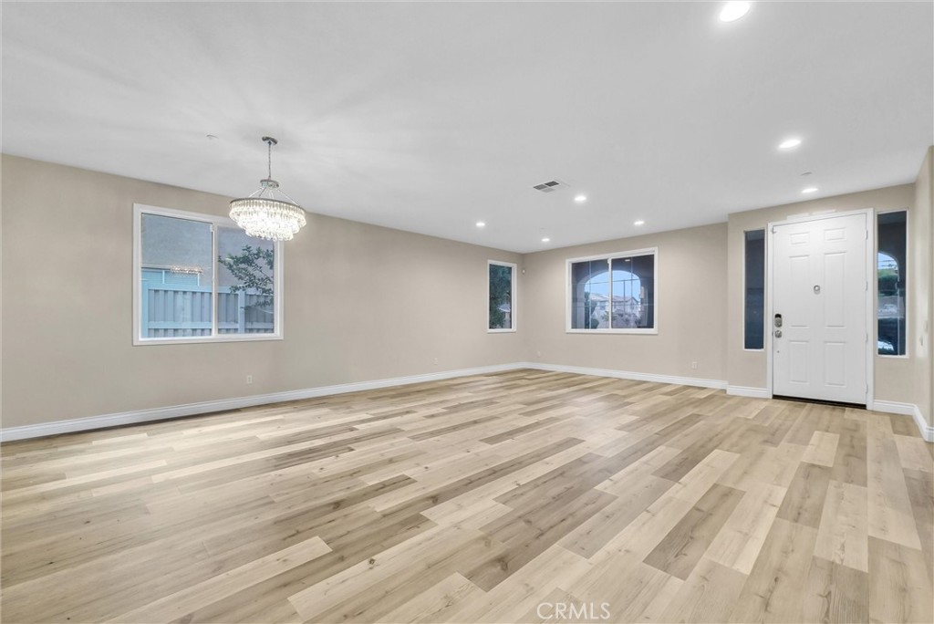 19446 Lurin Avenue Riverside, CA 92508 - Photo 12 of 59 Formal
