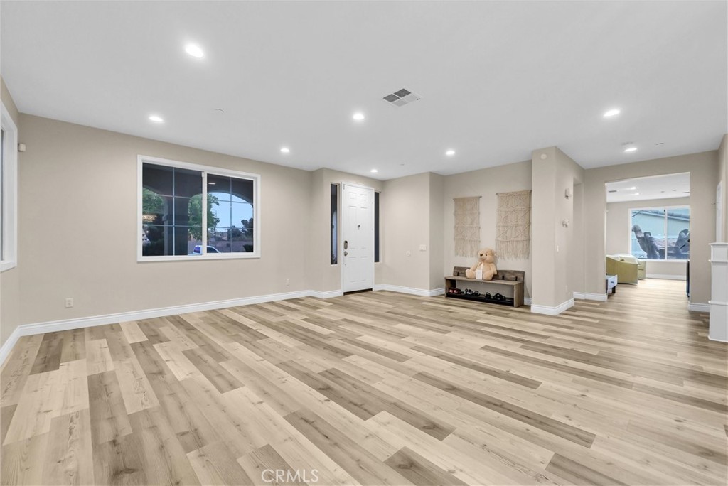 19446 Lurin Avenue Riverside, CA 92508 - Photo 14 of 59 Formal