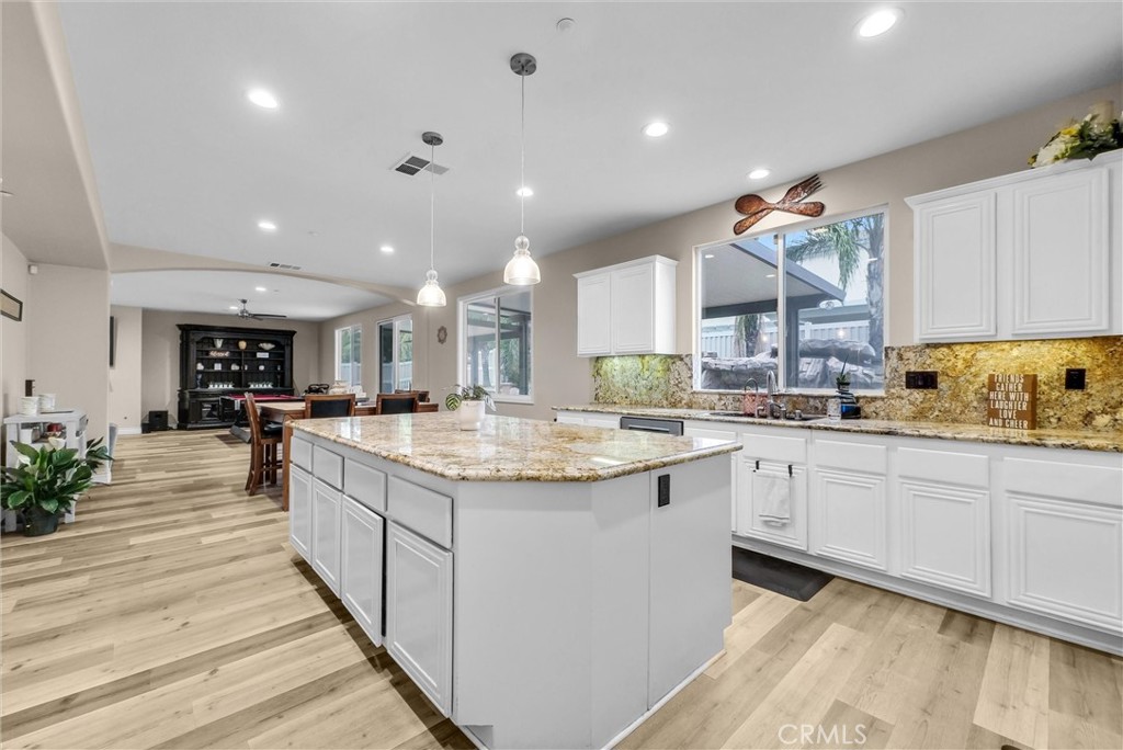 19446 Lurin Avenue Riverside, CA 92508 - Photo 19 of 59 Kitchen