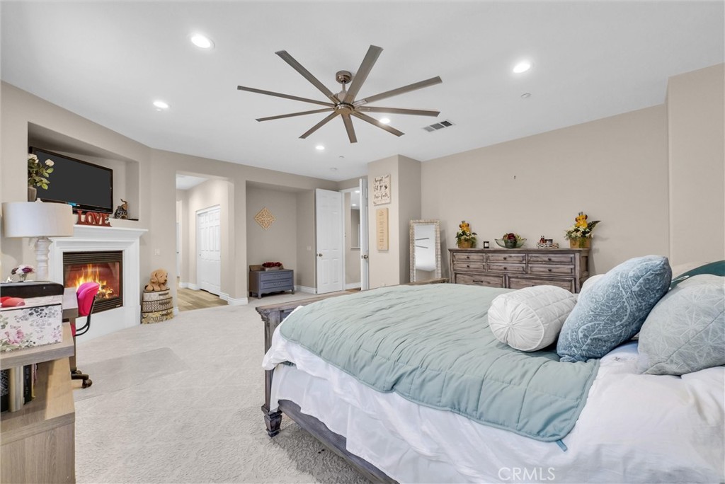 19446 Lurin Avenue Riverside, CA 92508 - Photo 4 of 59 Main BR & Fireplace