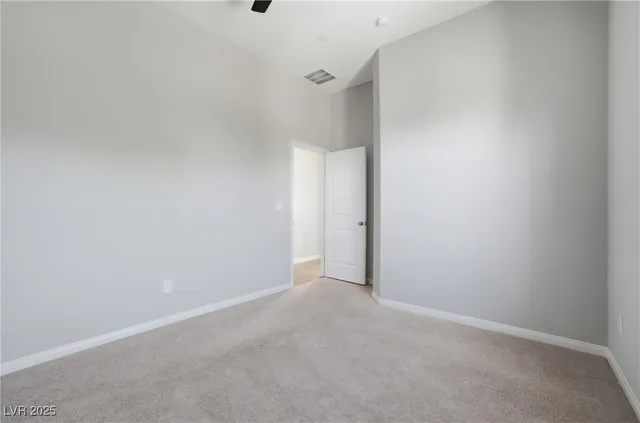 $2,550 | 692 Nathanial Court, Henderson, NV 89052