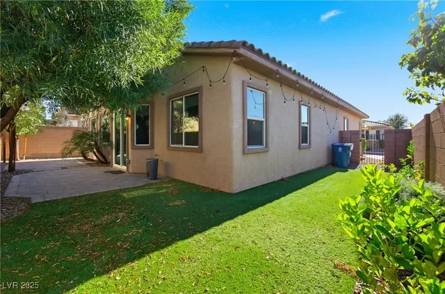 $2,550 | 692 Nathanial Court, Henderson, NV 89052