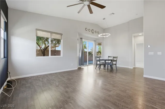 $2,550 | 692 Nathanial Court, Henderson, NV 89052