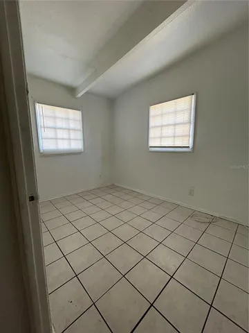 $2,000 | 1336 Warrington Way, Tampa, FL 33619