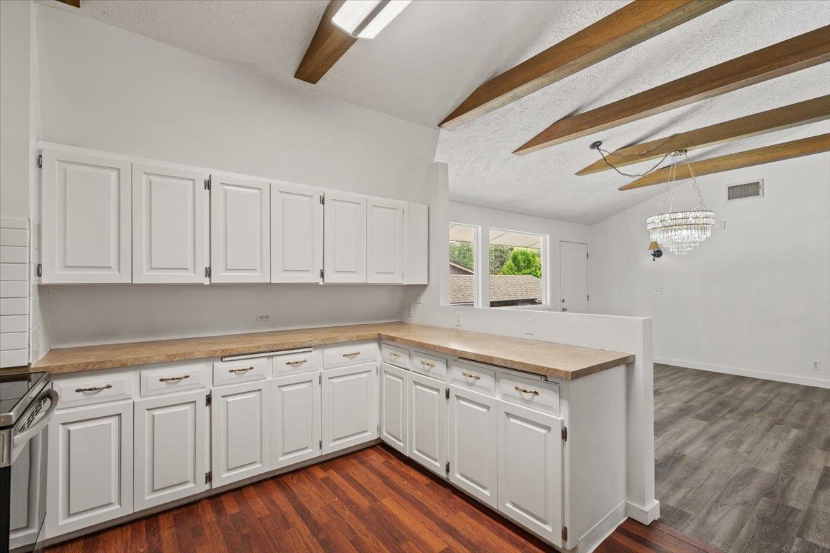 15621 East Saltese Road Spokane Valley, WA 99037 - Photo 7 of 37 Gallery Image 7