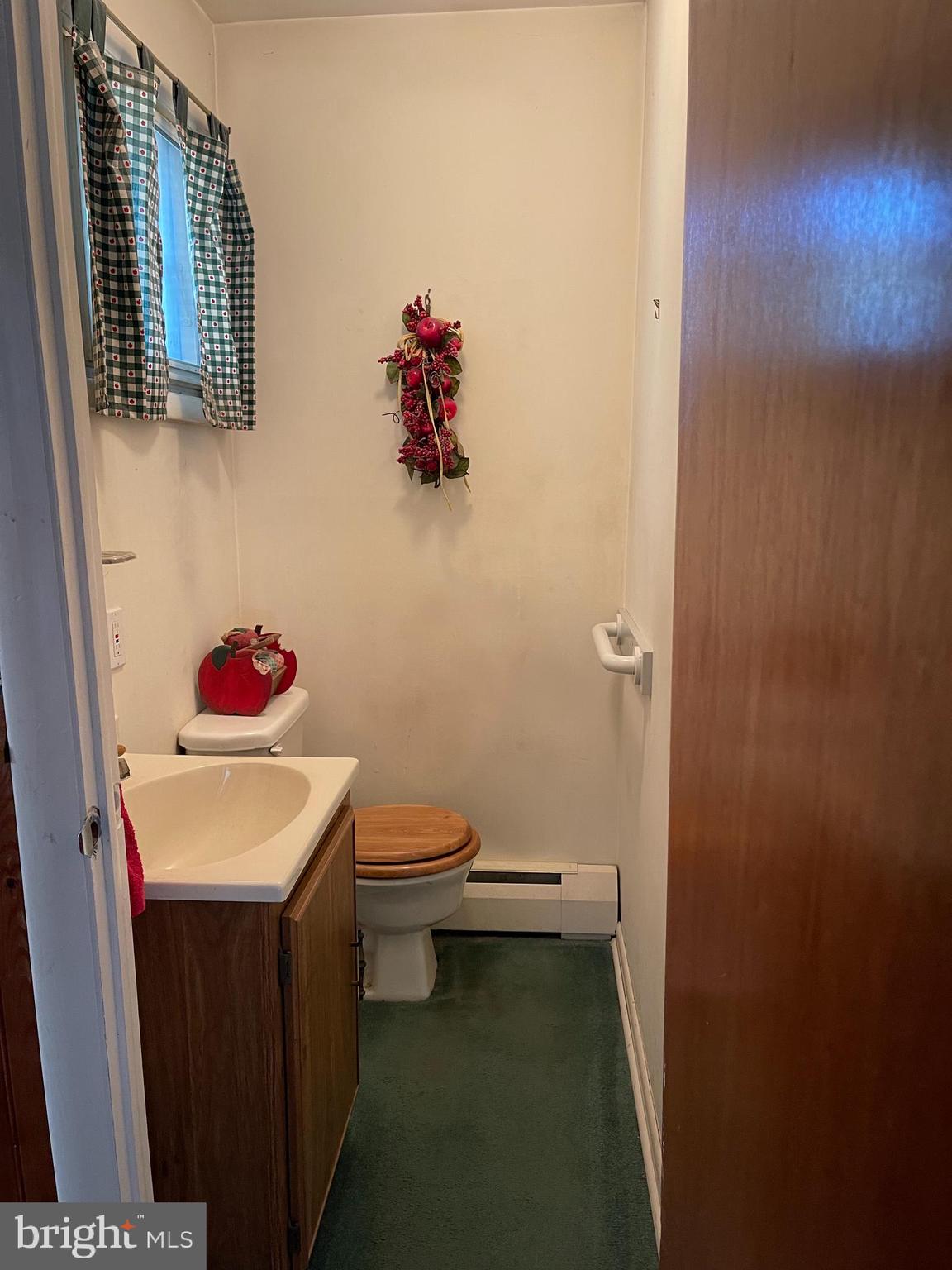 102 Pueblo Road Doylestown, PA 18901 - Photo 14 of 35 Powder Room