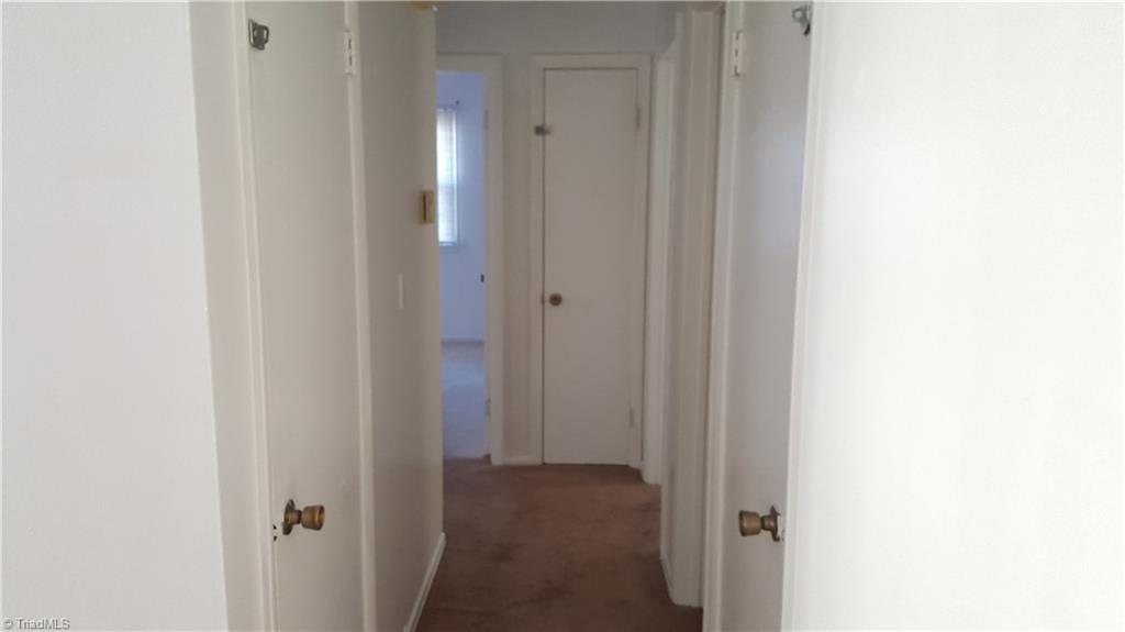 1124 East Springfield Road High Point, NC 27263 - Photo 11 of 15 Gallery Image 11