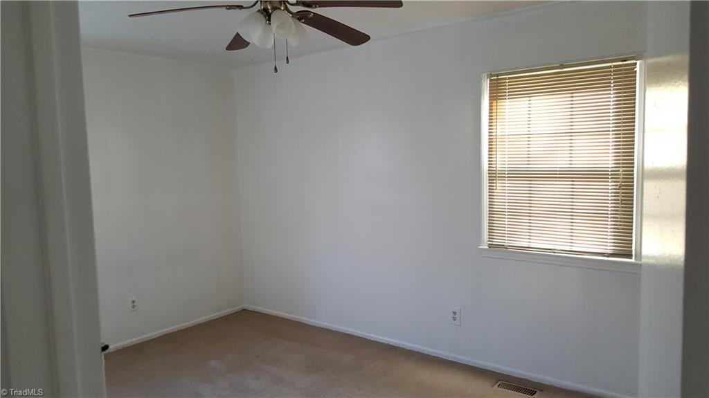 1124 East Springfield Road High Point, NC 27263 - Photo 13 of 15 Gallery Image 13
