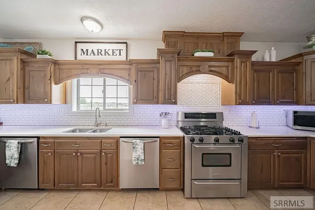 $850,000 | 3391 East 500 North, Lewisville, ID 83431