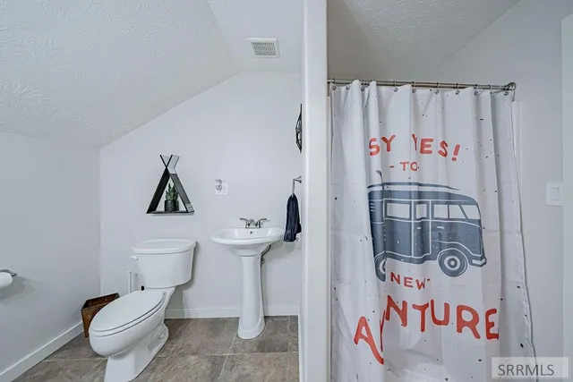 $850,000 | 3391 East 500 North, Lewisville, ID 83431