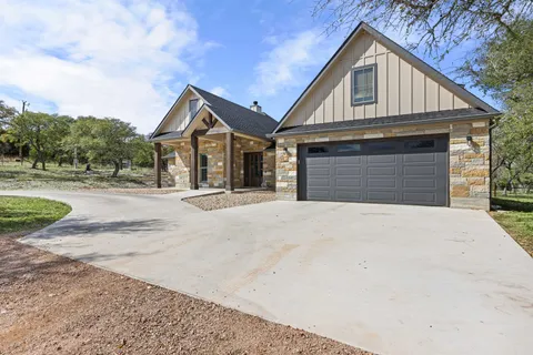 $899,000 | 1602 County Road 250, Burnet, TX 78611