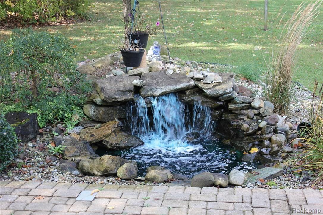 2254 Atwell Road Attica, MI 48412 - Photo 4 of 47 IMG_4228.JPG