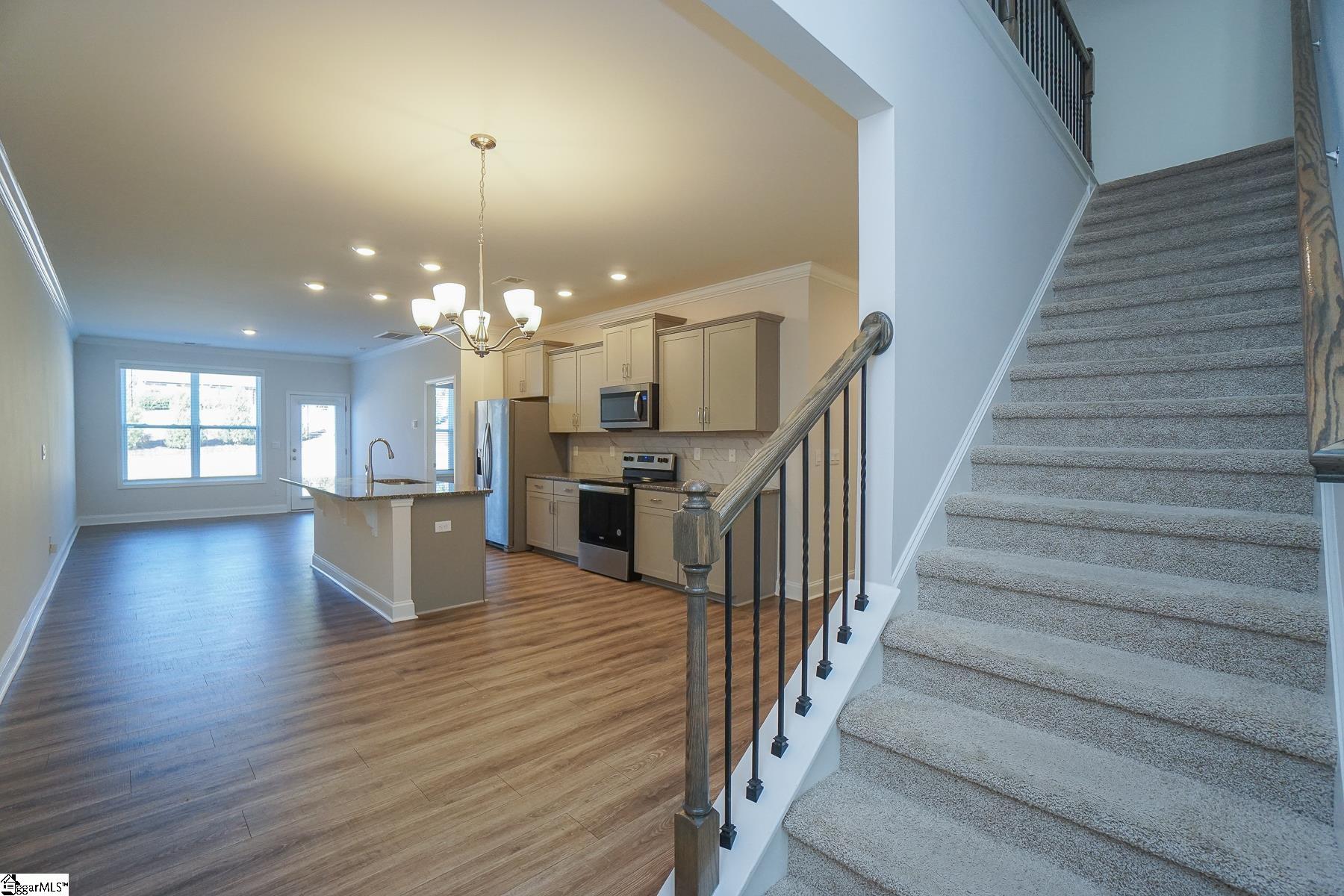 204 Reynard Trail Greenville, SC 29609 - Photo 3 of 29