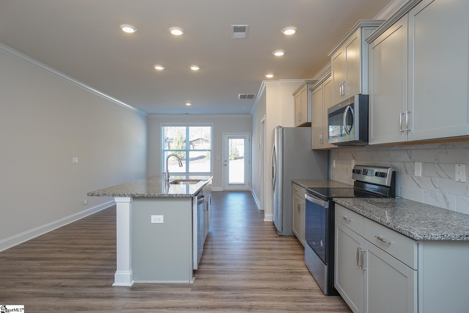 204 Reynard Trail Greenville, SC 29609 - Photo 5 of 29