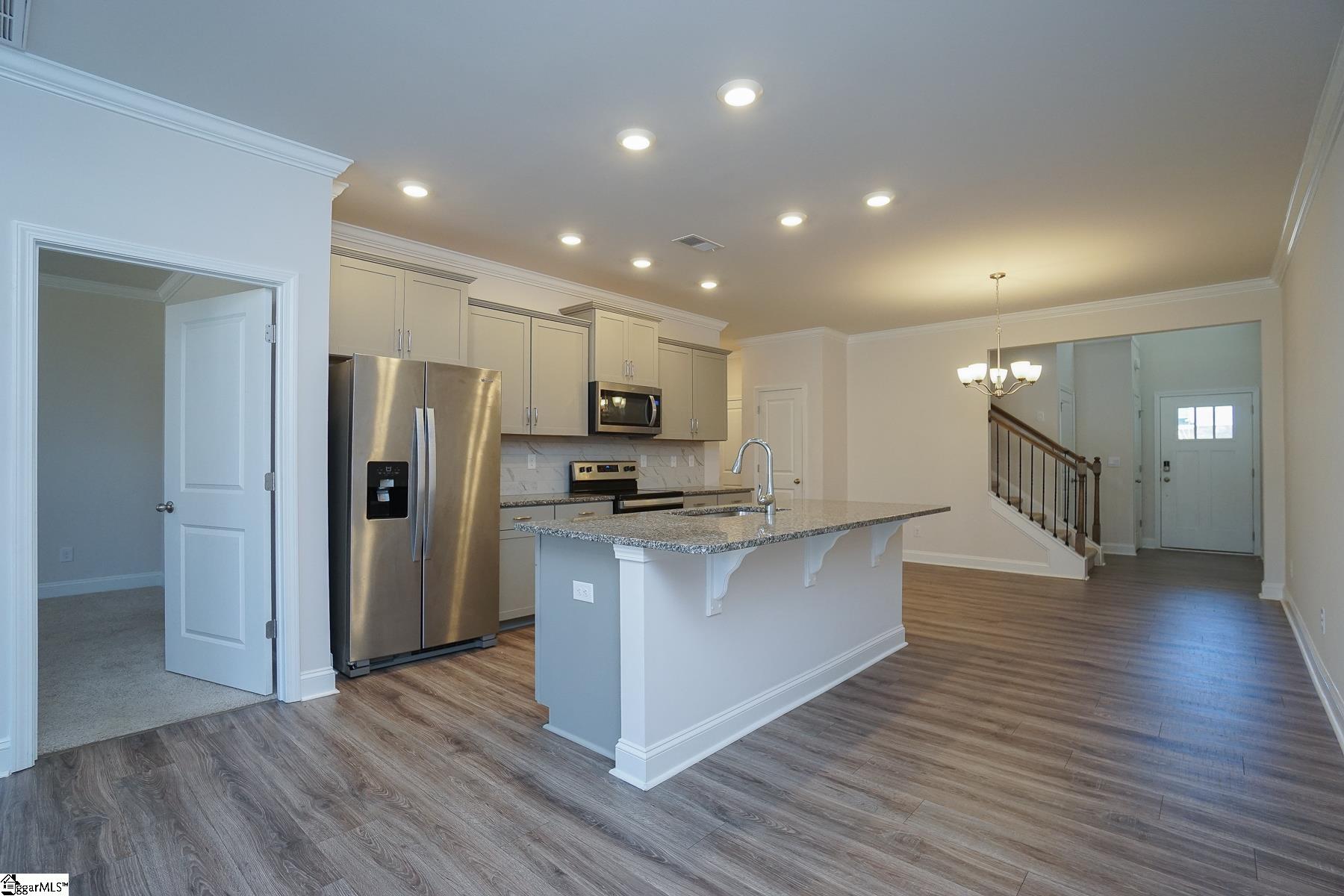 204 Reynard Trail Greenville, SC 29609 - Photo 6 of 29