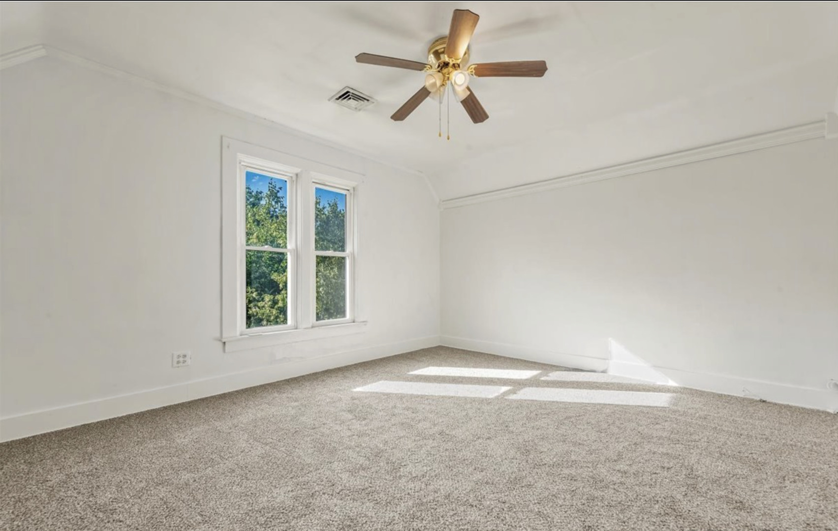 18 Madison Street, Unit 2 Algonquin, IL 60102 - Photo 10 of 17