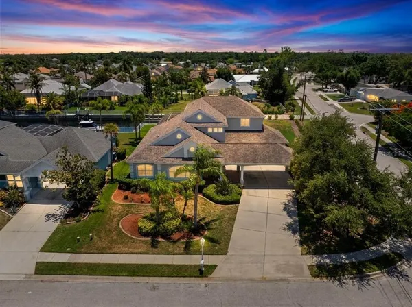 $1,050,000 | 4306 Barracuda Drive, Bradenton, FL 34208