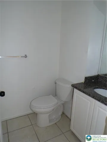 a close view of sink