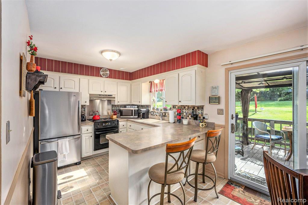 2930 Devondale Road Rochester Hills, MI 48309 - Photo 12 of 33