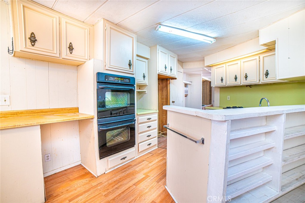 3883 Buchanan Street, Unit 67 Riverside, CA 92503 - Photo 9 of 21 Kitchen