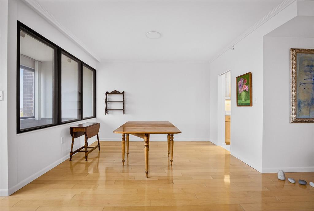 750 Washington Road, Unit 1205 Pittsburgh, PA 15228 - Photo 9 of 46 Dining Room