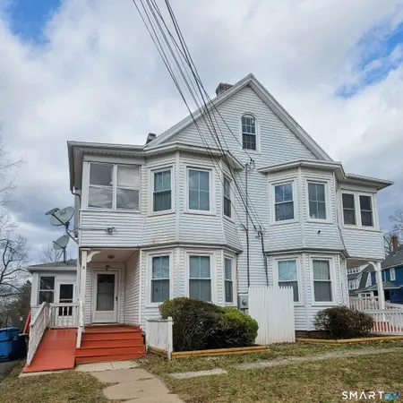 $2,200 | 53-55 Laurel Street, Unit 53, Manchester, CT 06040