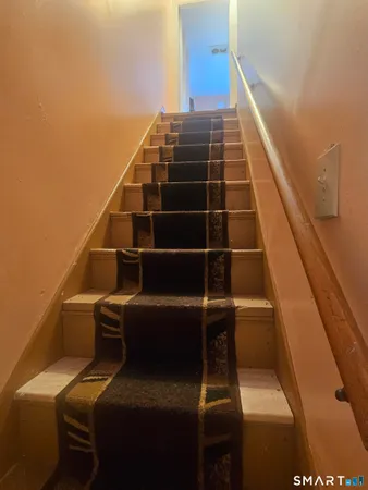 $2,200 | 53-55 Laurel Street, Unit 53, Manchester, CT 06040