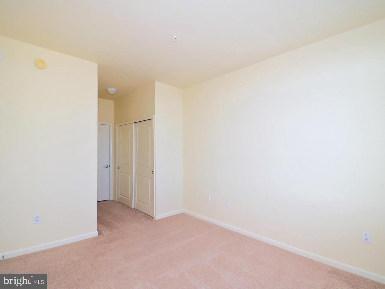 930 Wayne Avenue, Unit 1401 Silver Spring, MD 20910 - Photo 9 of 16 Gallery Image 9