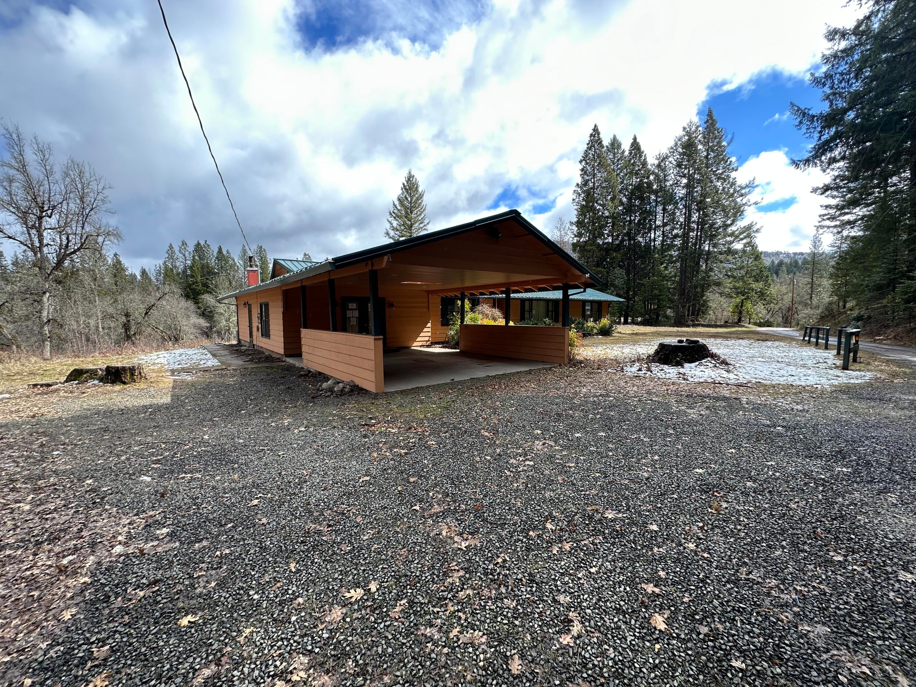 7185 Crowfoot Road Trail, OR 97541 - Photo 5 of 42 IMG_4614
