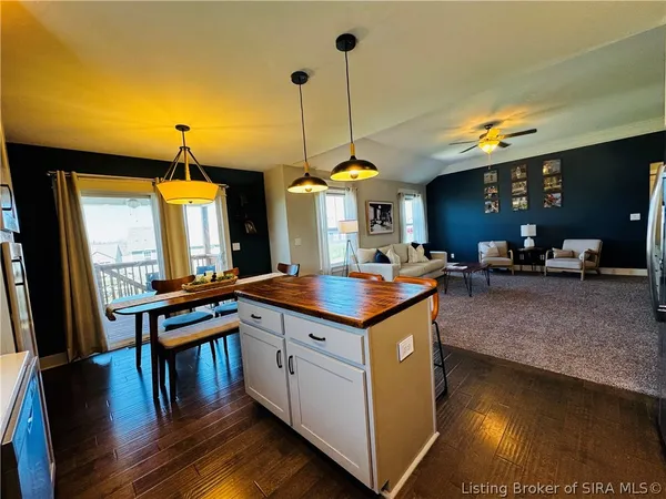 $394,900 | 5006 Oakhill Lane, Georgetown, IN 47122