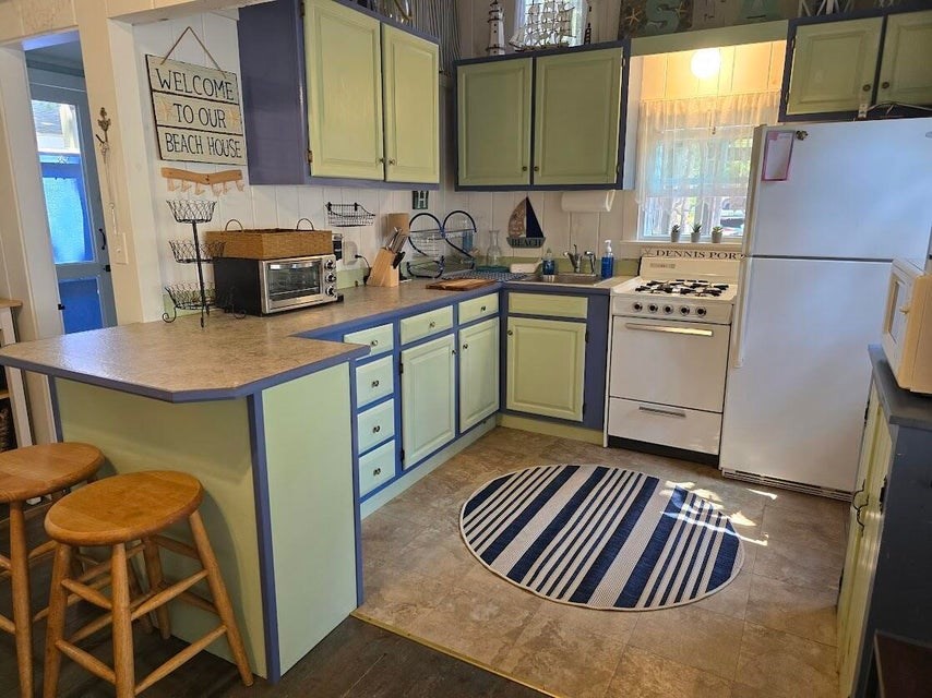 262 Old Wharf Road, Unit 75 Dennis, MA 02639 - Photo 6 of 35 Gallery Image 6
