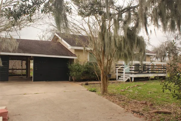 $200,000 | 6377 County Road 659, Brazoria, TX 77422