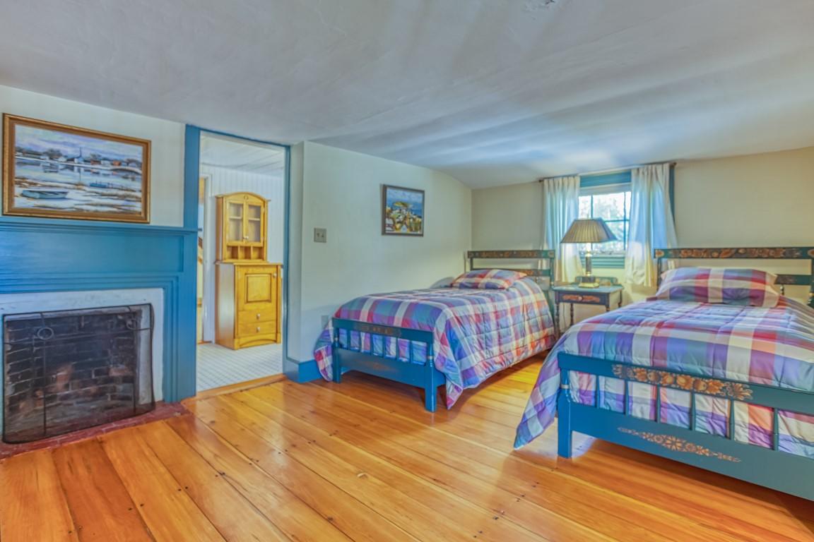247 Ocean Point Road Boothbay, ME 04544 - Photo 19 of 22 Bedroom
