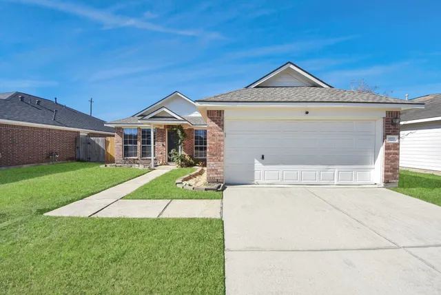 $220,000 | 3223 Red Cedar Drive, Baytown, TX 77521