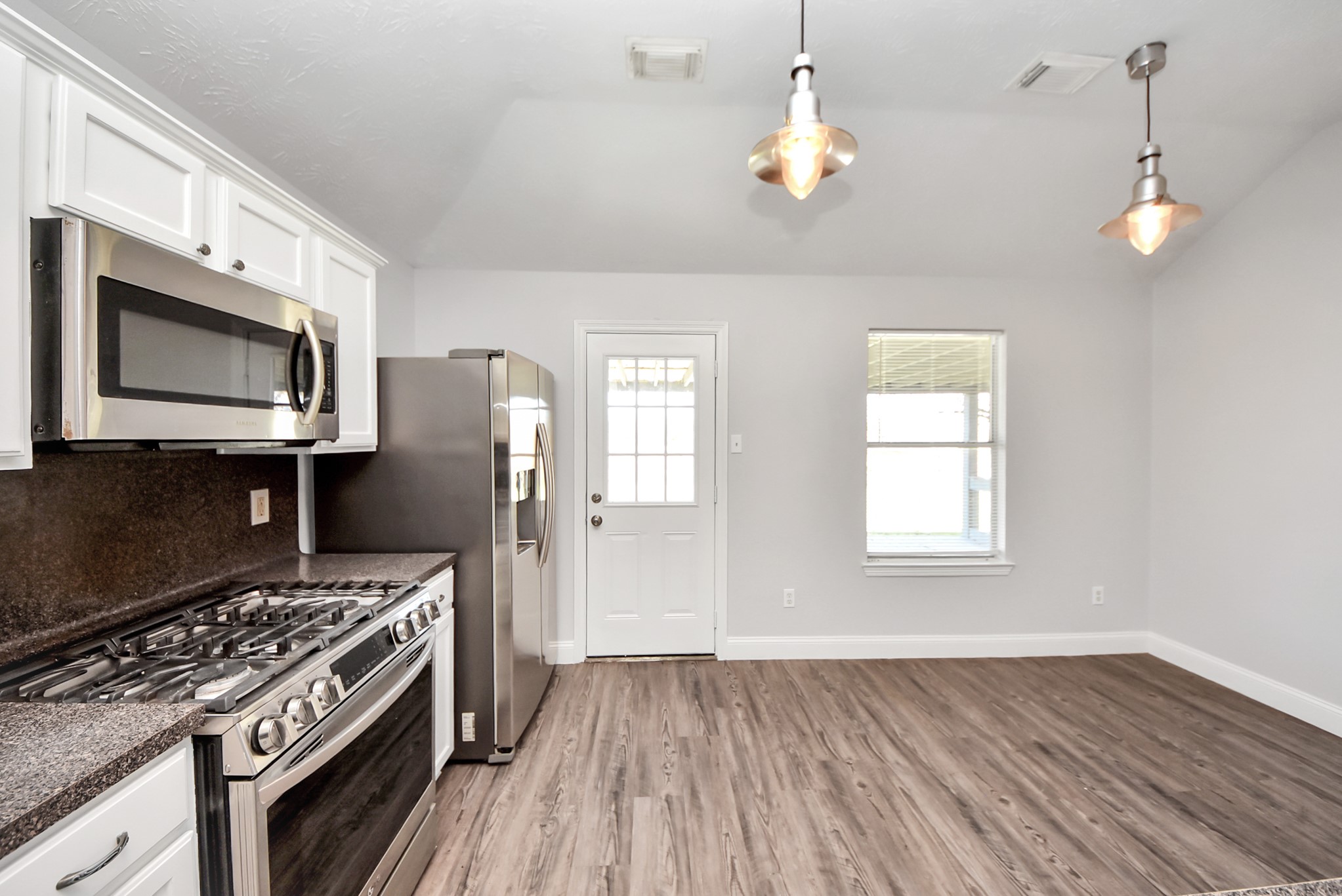 3223 Red Cedar Drive Baytown, TX 77521 - Photo 13 of 37