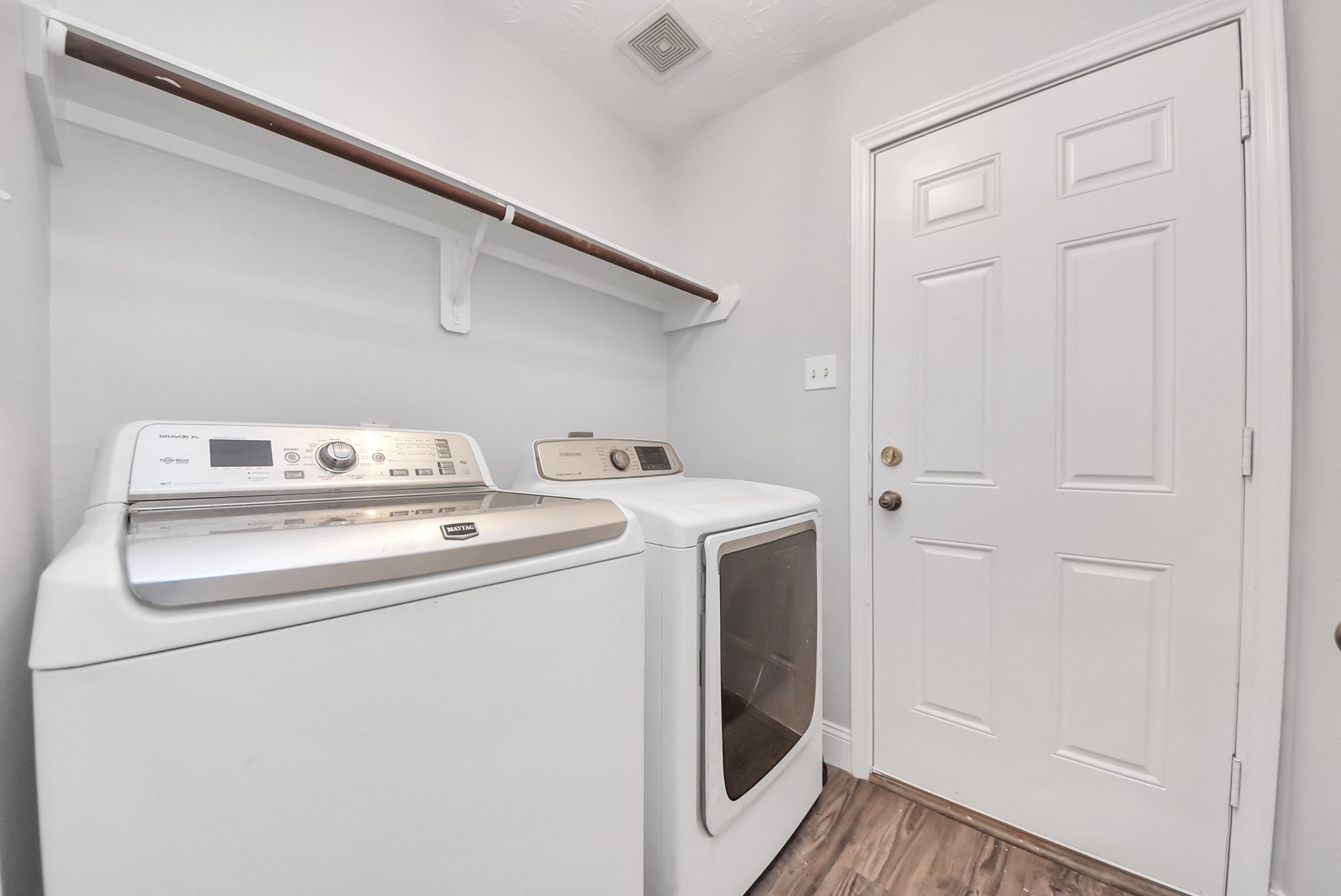 3223 Red Cedar Drive Baytown, TX 77521 - Photo 17 of 37