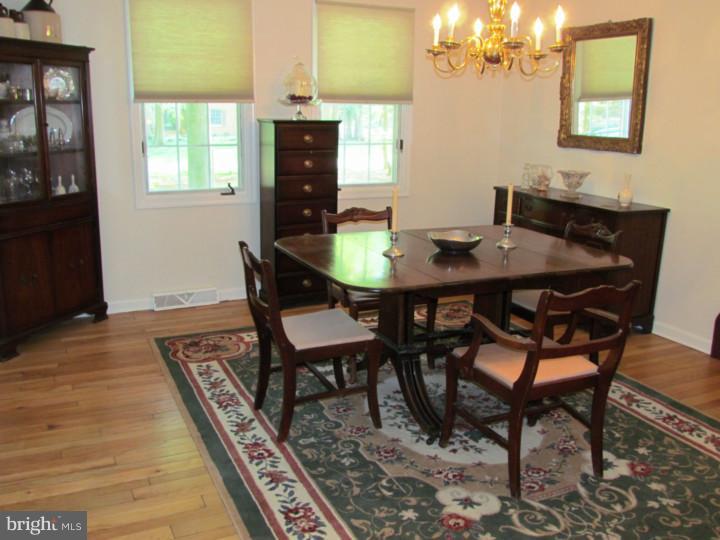 518 Troon Road Dover, DE 19904 - Photo 5 of 24 Dining Room