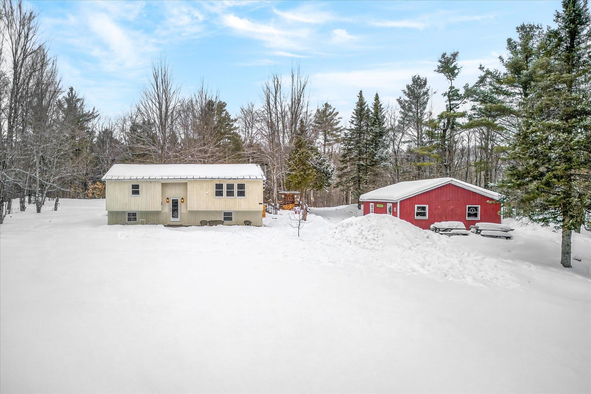 1525 Shunpike Road Mount Holly, VT 05758 - Photo 4 of 60