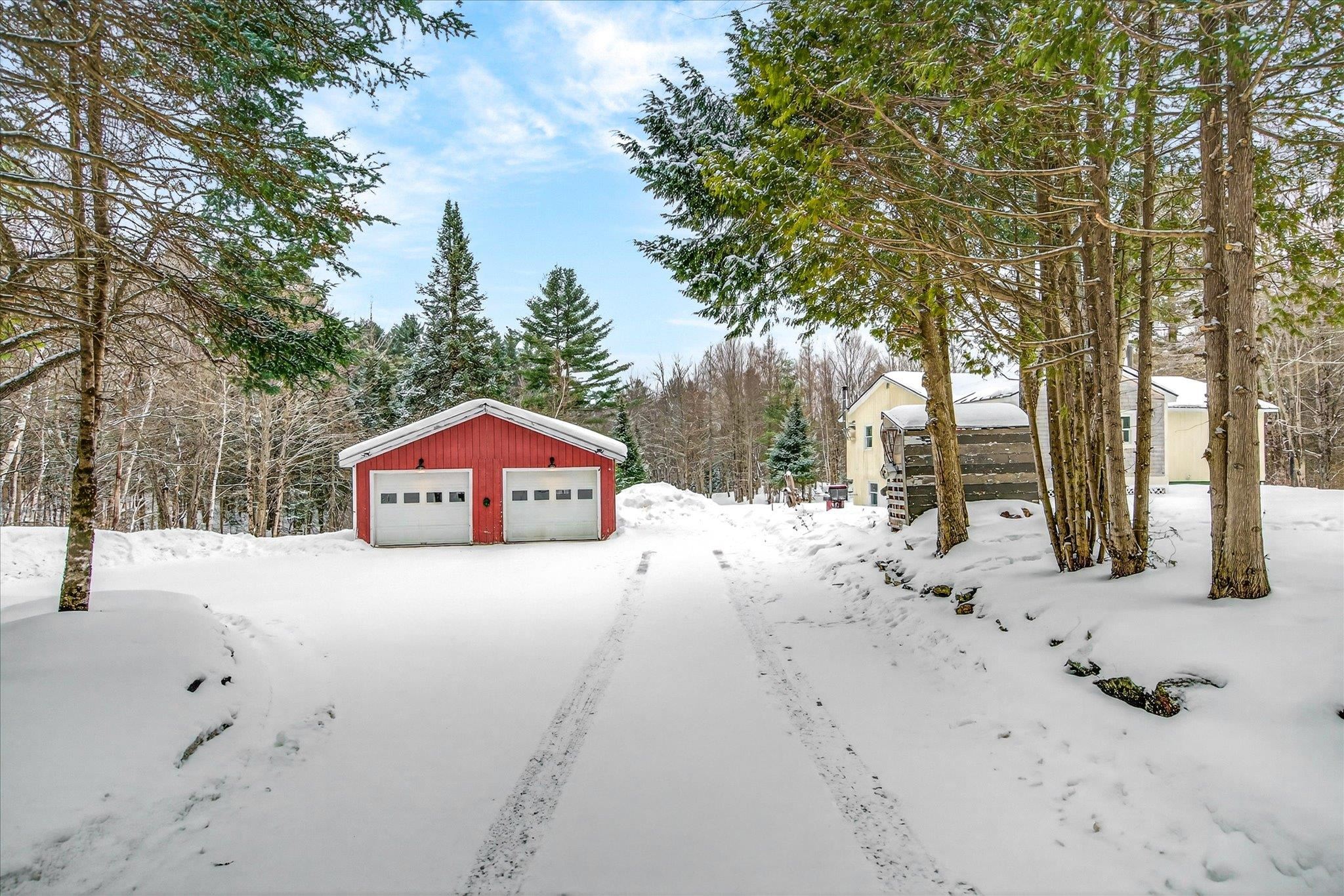 1525 Shunpike Road Mount Holly, VT 05758 - Photo 5 of 60