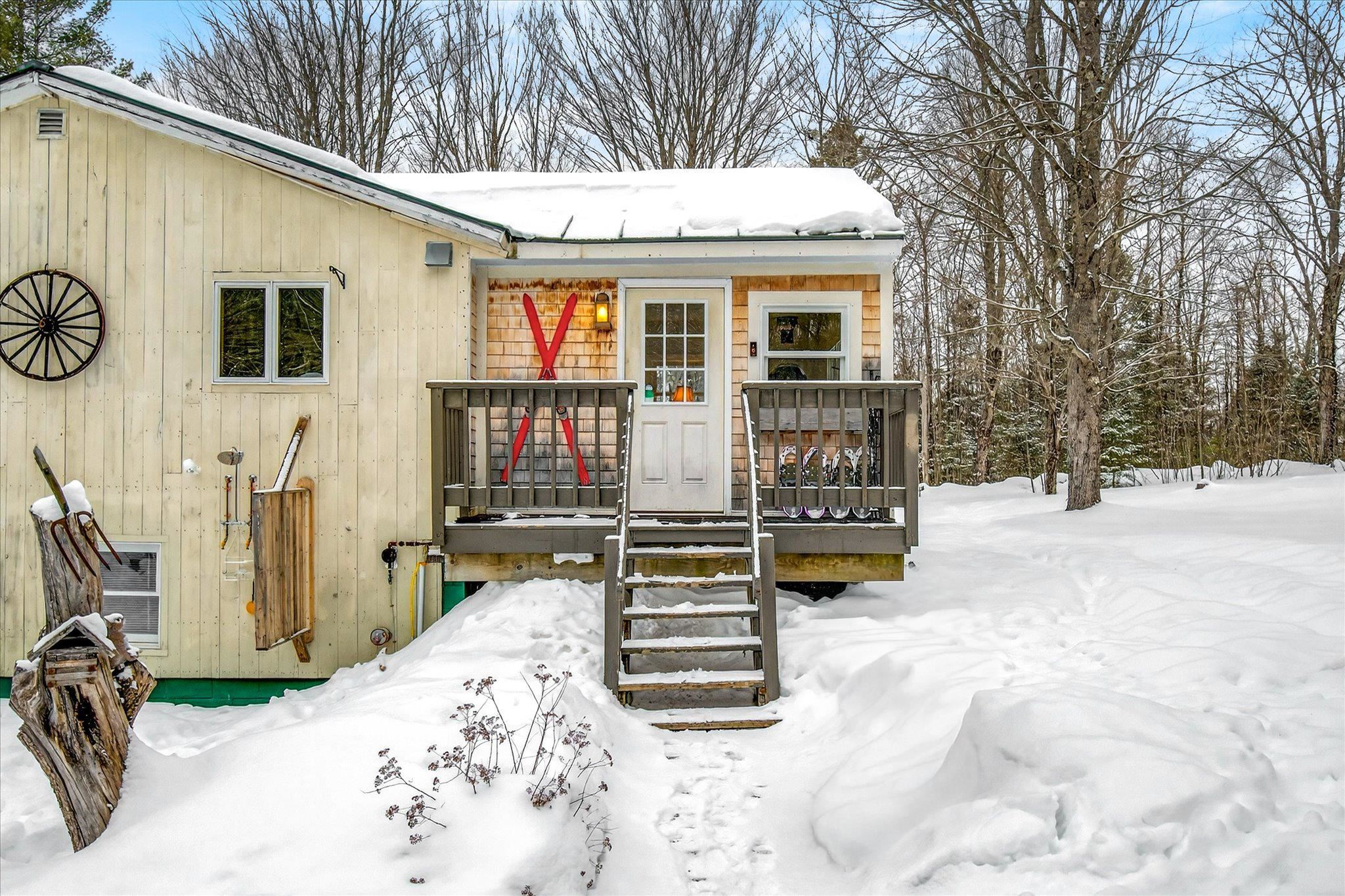1525 Shunpike Road Mount Holly, VT 05758 - Photo 8 of 60